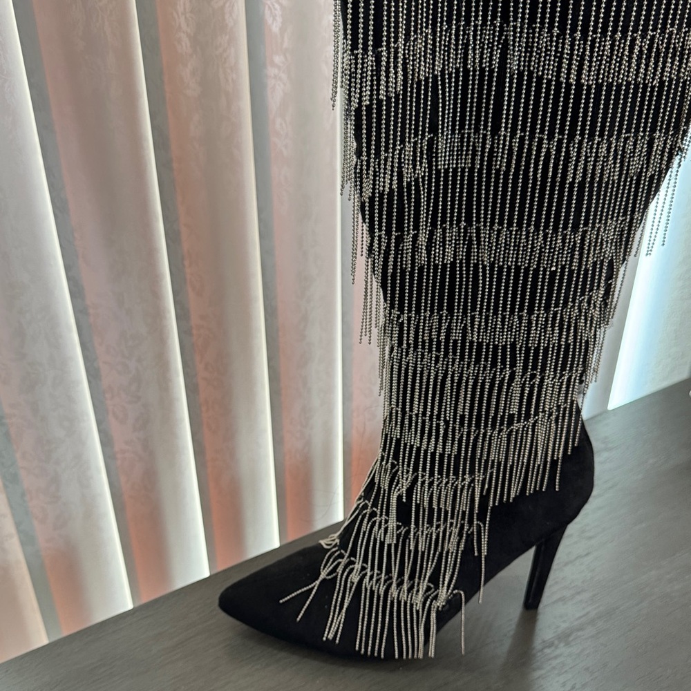 Chic Black Heeled Boots with Silver Chain Details